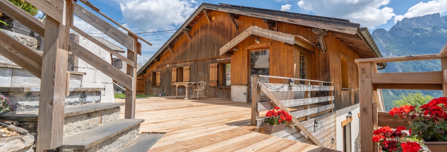 Maison 5 Pièces 250 m² à vendre à Magland (74300)