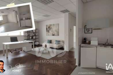 Bureau  1200 €