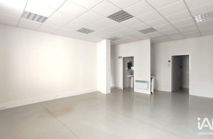 Location Bureaux 106 m&sup2; — photo 4