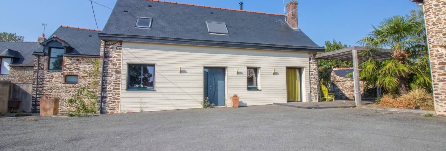 Maison 8 Pièces 196 m² à vendre à Coësmes (35134)