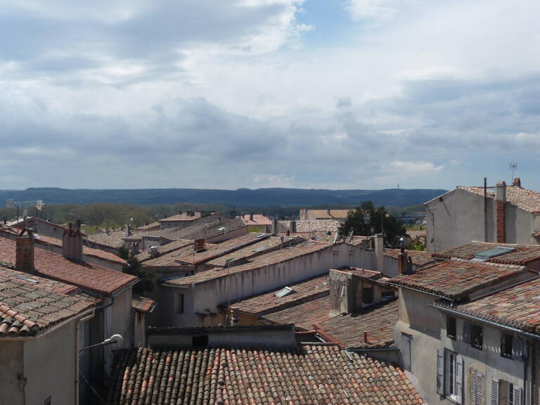 CASTELNAUDARY CENTRE VILLE APPARTEMENT 62 M2 DE TYPE 3 AU 3o ÉTAGE D'UN PETIT COLLECTIF — photo 1
