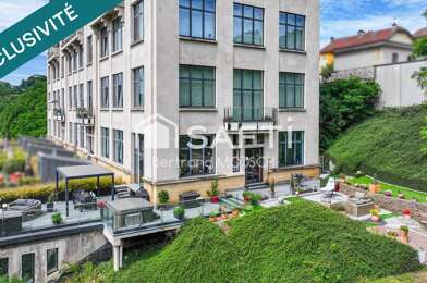 Appartement 8 pièces 480000 €