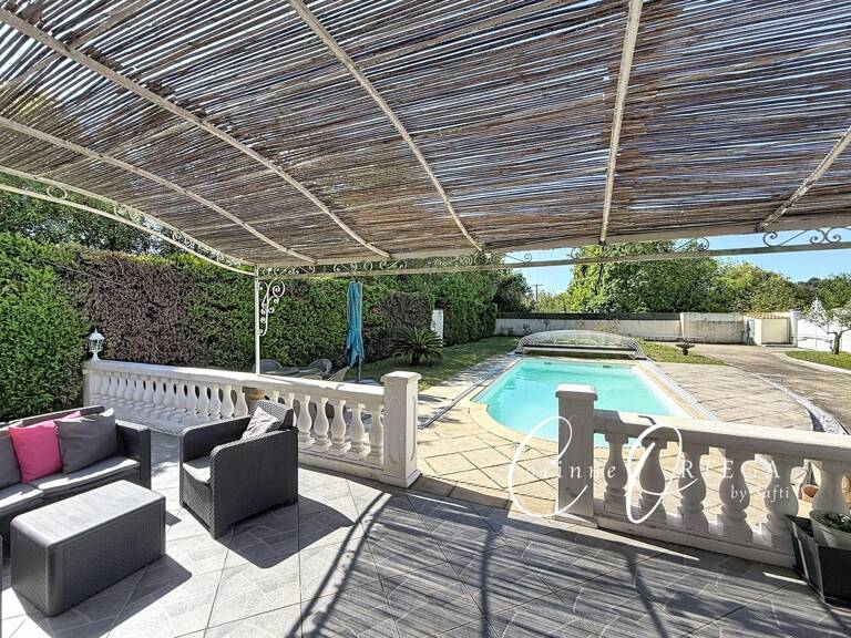 Villa 5 chambres Garage - piscine et grand Atelier — photo 1
