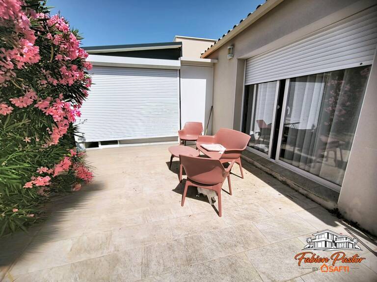 Maison traditionnelle plain-pied, 4 pièces, 106 m² — photo 1