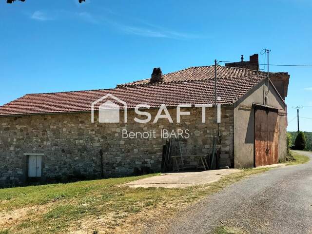 Ancienne ferme à rénover sur les hauteurs — photo du bien