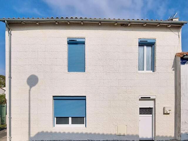 Au cœur de Mortagne, maison de ville sans travaux — photo du bien