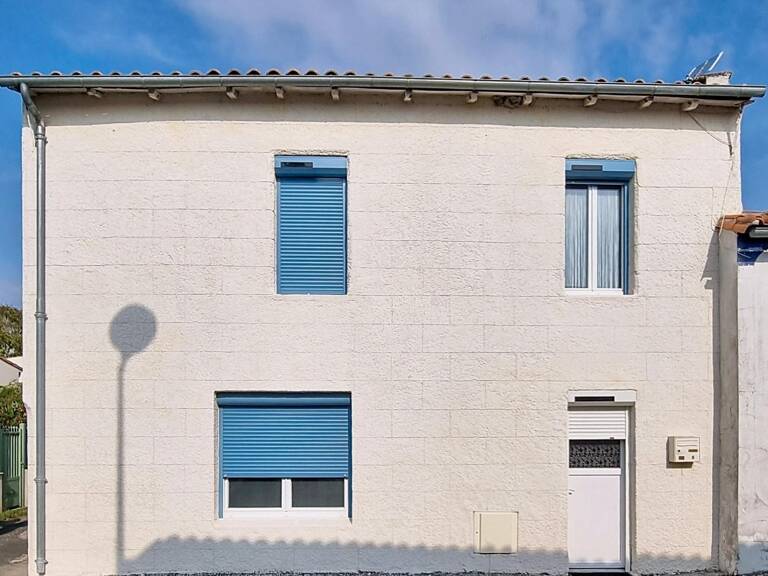 Au cœur de Mortagne, maison de ville sans travaux — photo 1