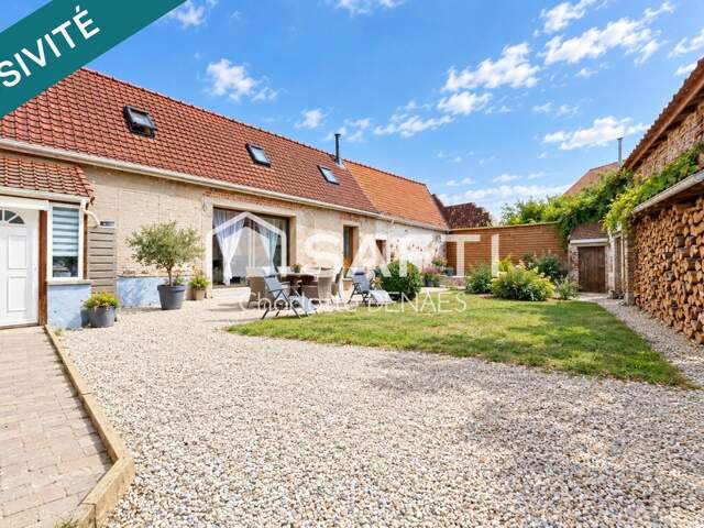 Lumbres : corps de ferme, dépendances & garage — photo du bien