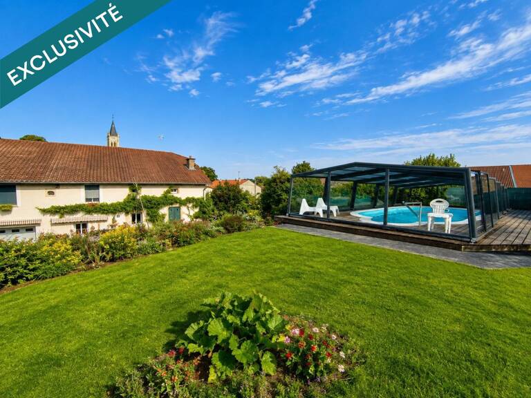 GRANDE MAISON + 2 GITES ET PISCINE COUVERTE ET CHAUFFEE — photo 1