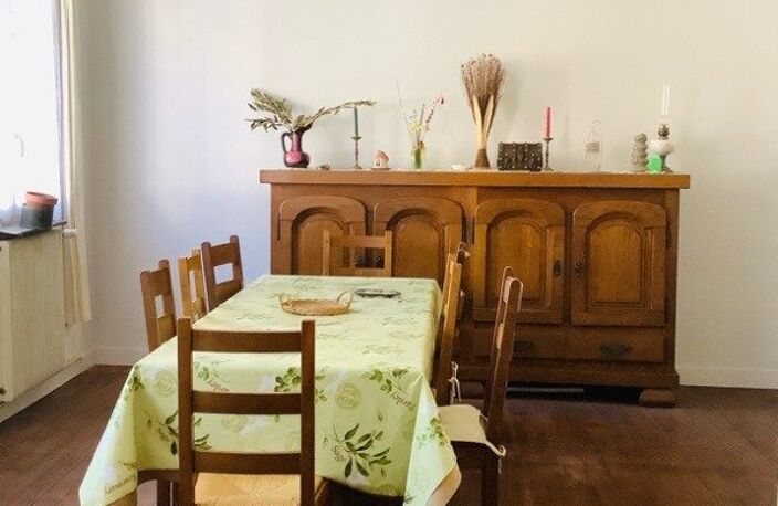 maison de ville à rafraichir SALINS LES BAINS JURA — photo 5
