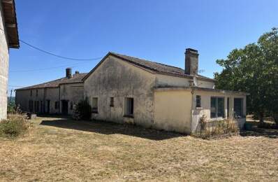 Maison en pierre de 4 pièces principales — photo du bien