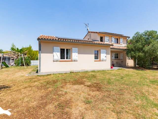 Villa de 5 pièces principales — photo du bien