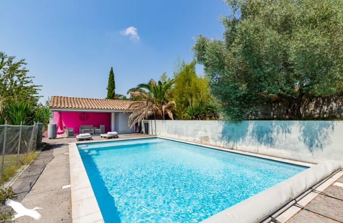 Villa de 5 pièces principales — photo 2