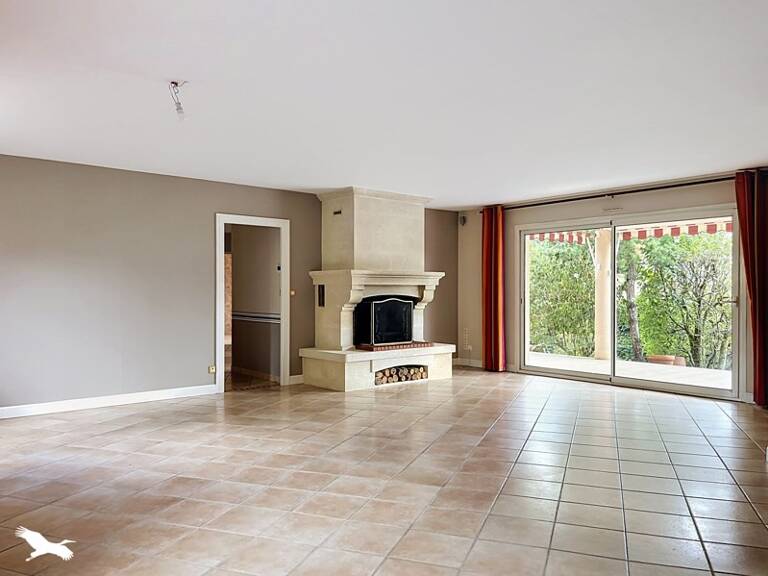 Contemporaine de 5 pièces principales — photo 1