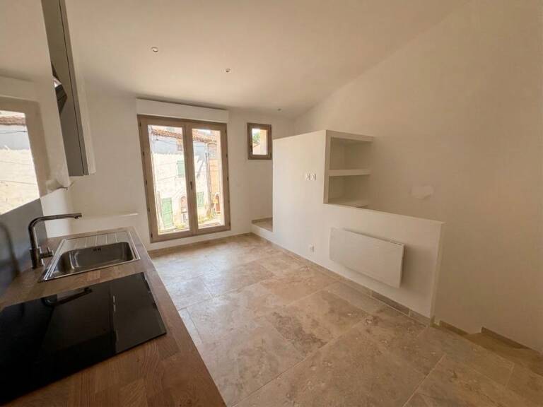 Appartement T2 - ALLEMAGNE-EN-PROVENCE — photo 1