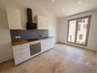 Appartement T2 - ALLEMAGNE-EN-PROVENCE — photo 2