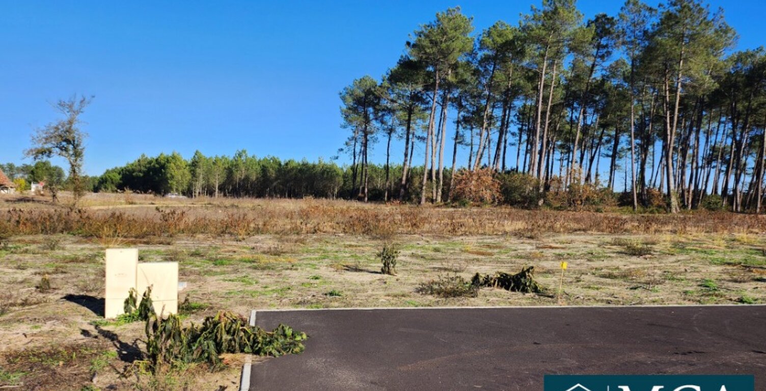 Terrain à bâtir à Pissos (40410) — photo 1