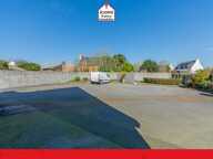 FINISTERE - Ploudalmézeau (29830) - A VENDRE - APPARTEMENT T5 133M² - 4 CHAMBRES - DALLE BETON - SEUL A L'ETAGE - GARAGE - BEAU POTENTIEL — photo 3