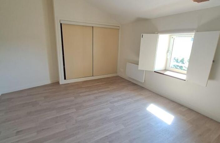 Appartement À Louer T2 au 2ème étage — photo 5