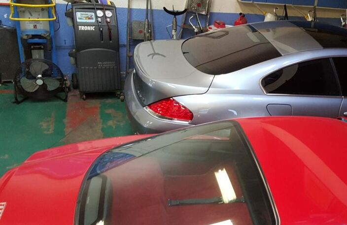 A VENDRE GARAGE MÉCANIQUE AUTOMOBILE À FORT POTENTIEL – MARSEILLE 13005 - Clientèle fidèle – Deux ateliers – Carnet de commandes complet – Développement immédiat possible — photo 5