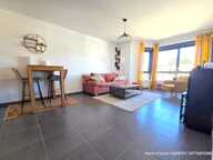 Dinard Médiathèque, appartement T2 de 50.08 m² exposé Sud Est au quatrième étage avec ascenseur. Cave et garage — photo 2