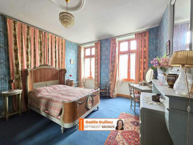 Duplex de 116m² - A rénover au cœur de St Pol de Léon — photo du bien