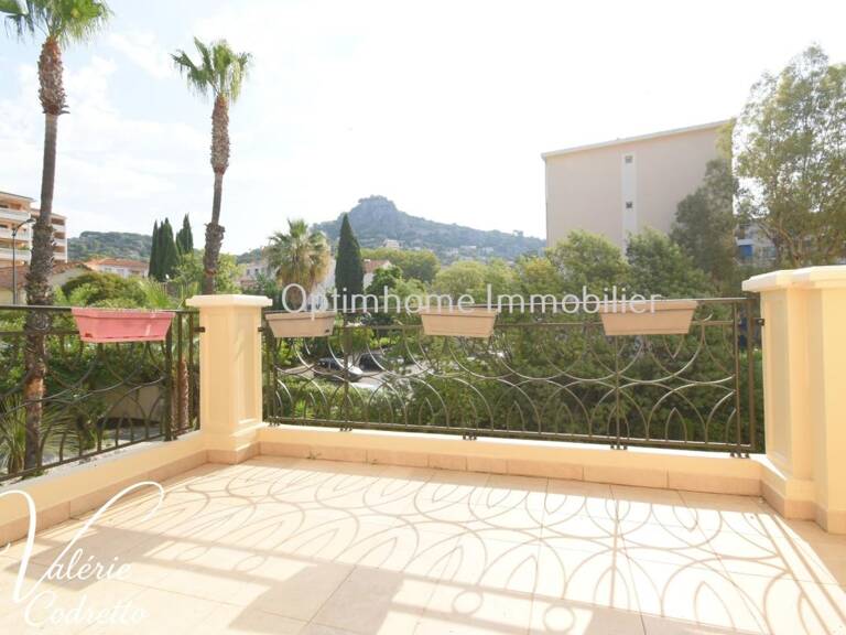 LE BASSIN ROYAL - HYÈRES – T3 70 m² avec terrasse, garage – Résidence prisée proche centre-ville 83400 — photo 1