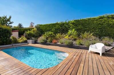 Maison à vendre La Roche-Blanche (63670) – Villa 7 pièces 172 m² avec piscine et vue imprenable — photo du bien