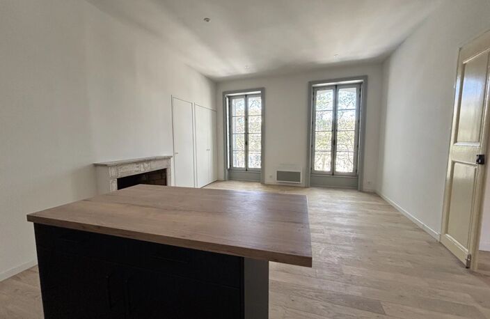 Appartement de caractère de 123 m² au cœur d'Uzès — photo 3