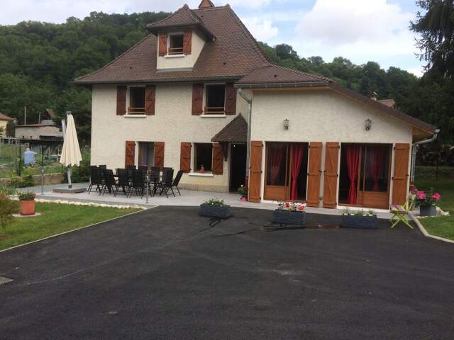 Maison de 180m2 à louer sur Apprieu — photo du bien