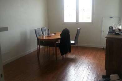 Appartement 4 pièces 845 €