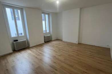 Appartement 3 pièces 800 €