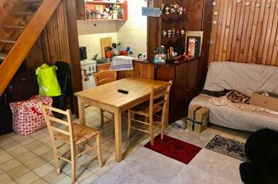 Appartement 2 pièces 887 €