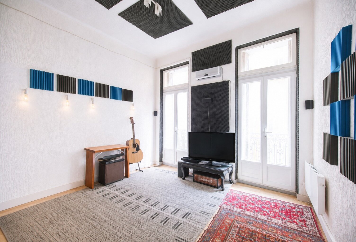 À vendre Appartement T2bis de 72m² à MARSEILLE 1ER ARRONDISSEMENT — photo 1