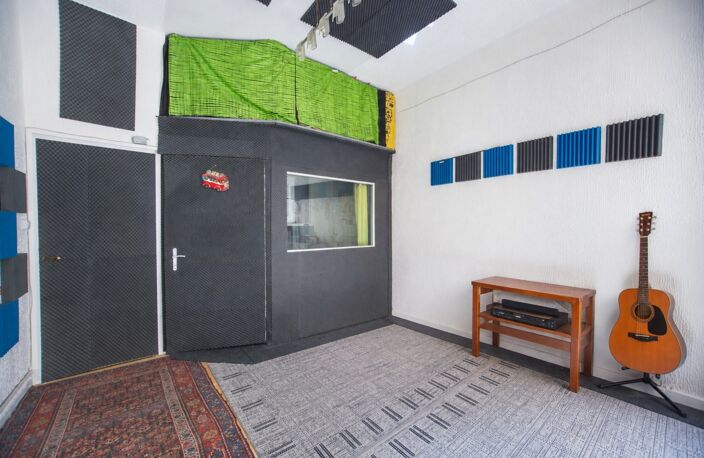 À vendre Appartement T2bis de 72m² à MARSEILLE 1ER ARRONDISSEMENT — photo 2