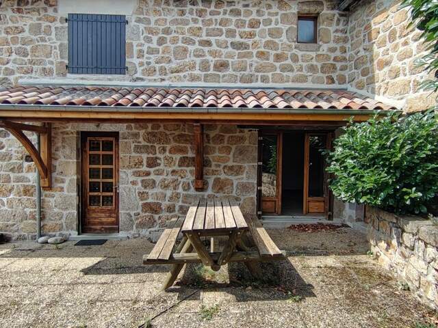 Maison en pierres à vendre 7 pièces SAINT MARTIN DE VALAMAS (07) — photo du bien
