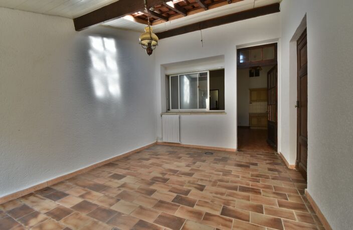 Dpt Lot et Garonne (47), à vendre VILLENEUVE SUR LOT maison de ville, P6  idéale investisseurs, ou familles — photo 3