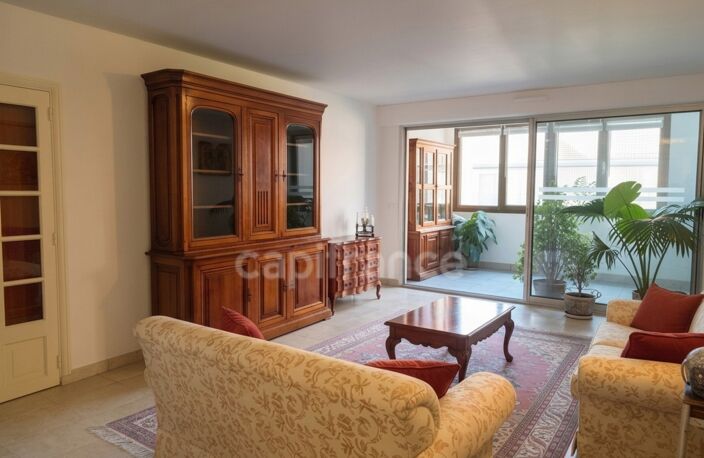 Appartement à vendre 4 pièces (2 chambres)- Centre Historique - MONTPELLIER (34) — photo 2