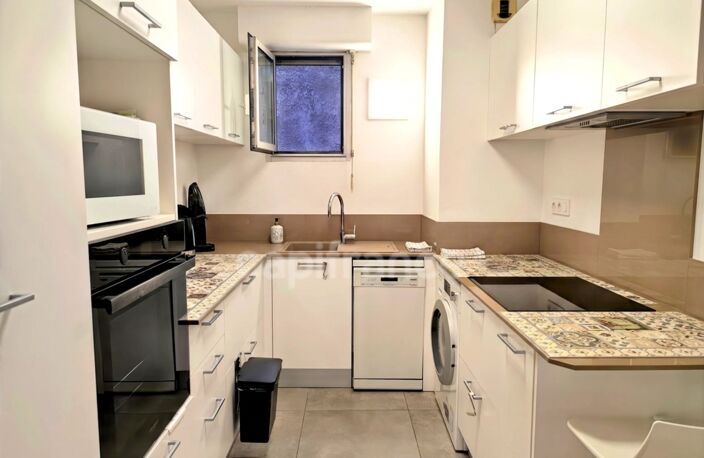 Appartement à vendre 4 pièces (2 chambres)- Centre Historique - MONTPELLIER (34) — photo 5