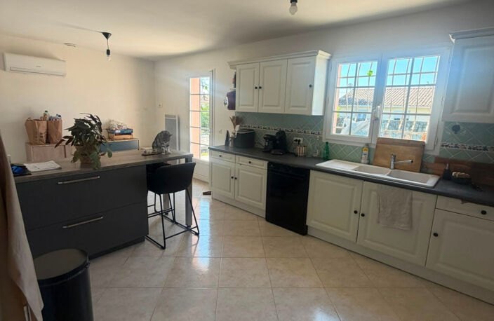 Saint-Sauveur – Élégante maison familiale de 151 m² sur un terrain de 1 600 m² — photo 5