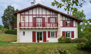 Maison 7 Pièces 264 m² à vendre à Saint-Pée-sur-Nivelle (64310)
