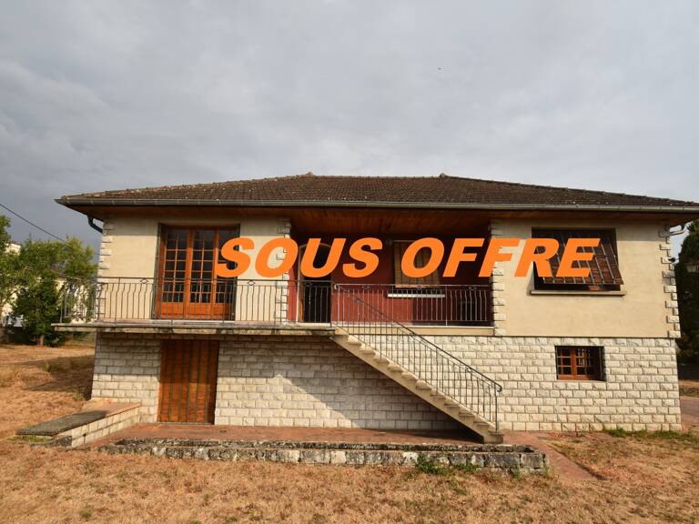 LA CLAYETTE - maison 156m² - avec entrepôt de 210m² sur terrain 3930m² — photo 1
