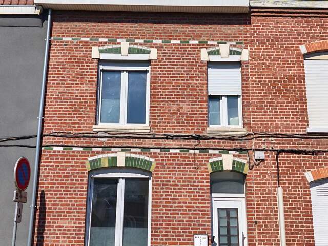 Pour famille ou investisseur Maison 1930 à vendre à WATTIGNIES (59) 6pièces,105m2,4 chambres, climatisatisée,petit jardinet — photo du bien