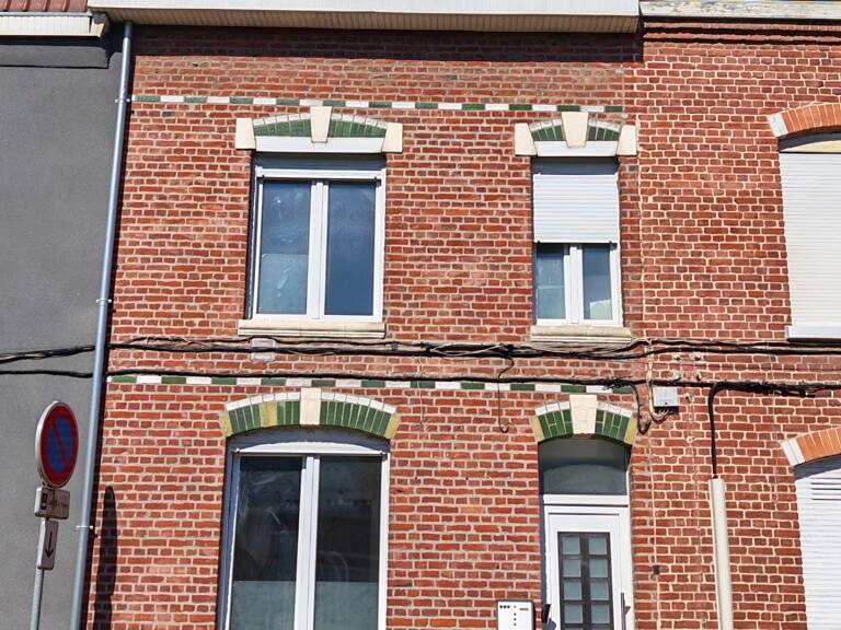 Pour famille ou investisseur Maison 1930 à vendre à WATTIGNIES (59) 6pièces,105m2,4 chambres, climatisatisée,petit jardinet — photo 1