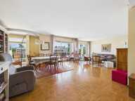 À vendre Appartement T5 de 150 m² au dernier étage avec terrasse à Saint-Giniez MARSEILLE 8E ARRONDISSEMENT — photo 3