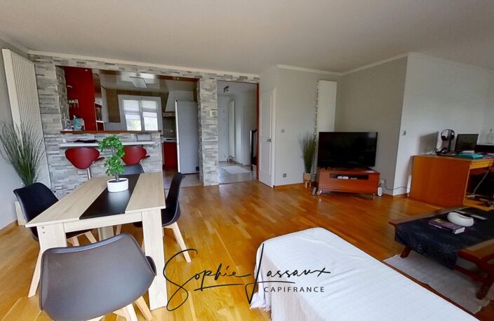 Maison familiale lumineuse avec suite parentale et vaste pièce de vie à Mareil-sur-Mauldre — photo 3