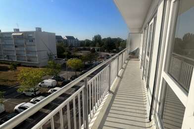 Appartement 3 pièces 820 €