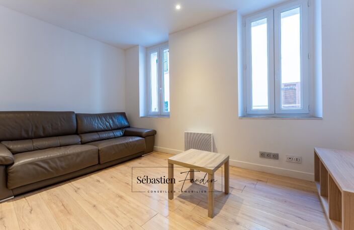 Appartement à louer 3 pièces LE BEAUSSET (83) - 47 m² - meublé - 2 chambres - double vitrage - calme — photo 3