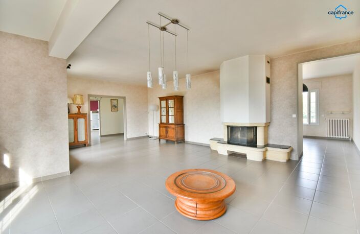 Maison à vendre 8 pièces SAINT DYE SUR LOIRE (41) — photo 2