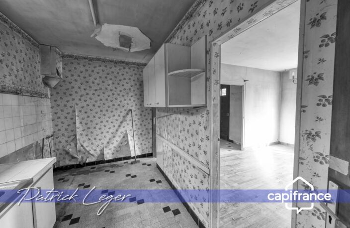 SAINT MARTIN DE RE (17), maison à rénover de 95 m² sur terrain de plus de 730m² en zone UB — photo 4